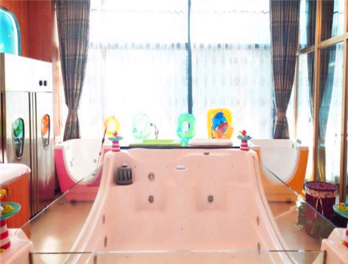 伯特小蜜蜂婴童护理